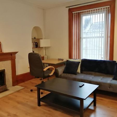 Stylish One Bed Flat With Private Parking Apartamento Aberdeen Exterior foto