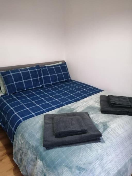Stylish One Bed Flat With Private Parking Apartamento Aberdeen Exterior foto
